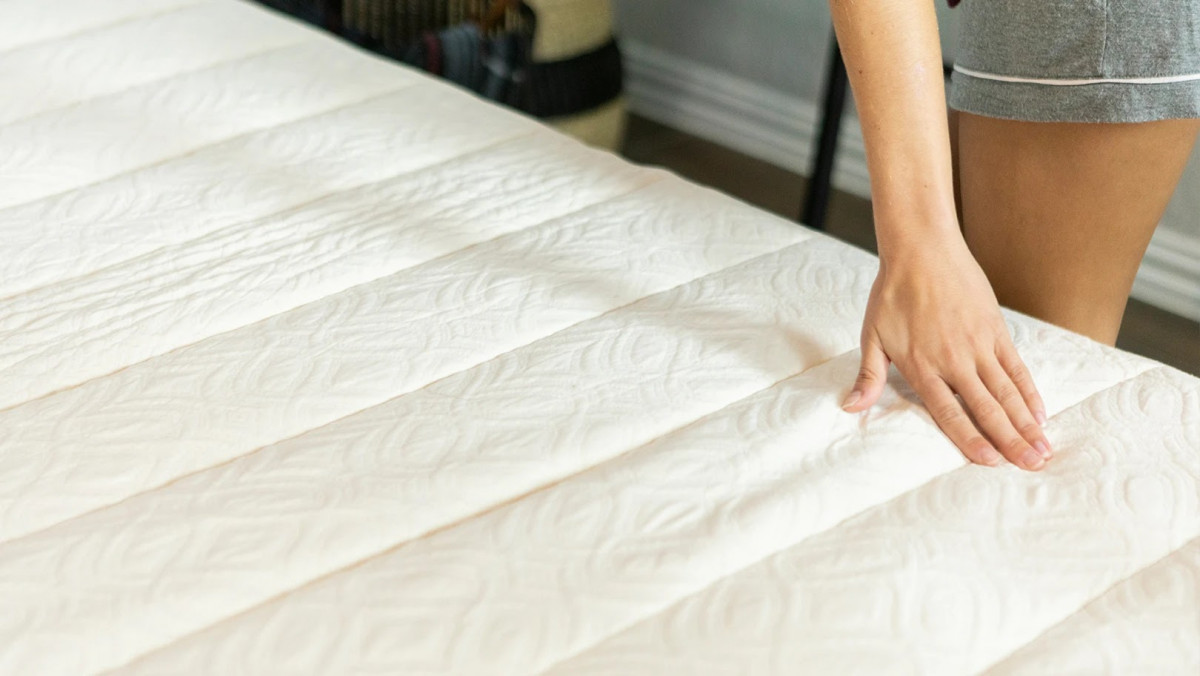 nights in white satin latex mattress